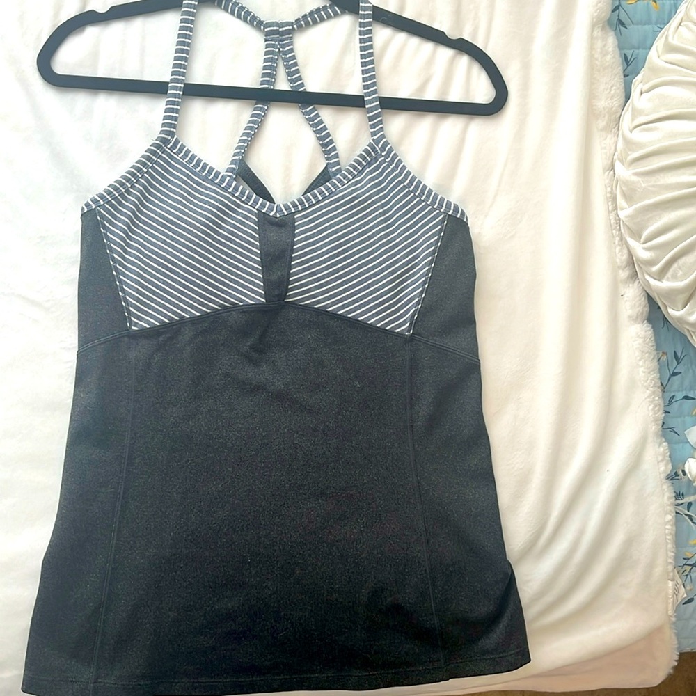 Sports top